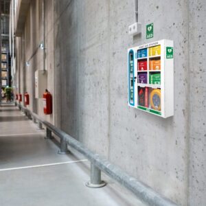 Modulator first aid station mounted in a corridor